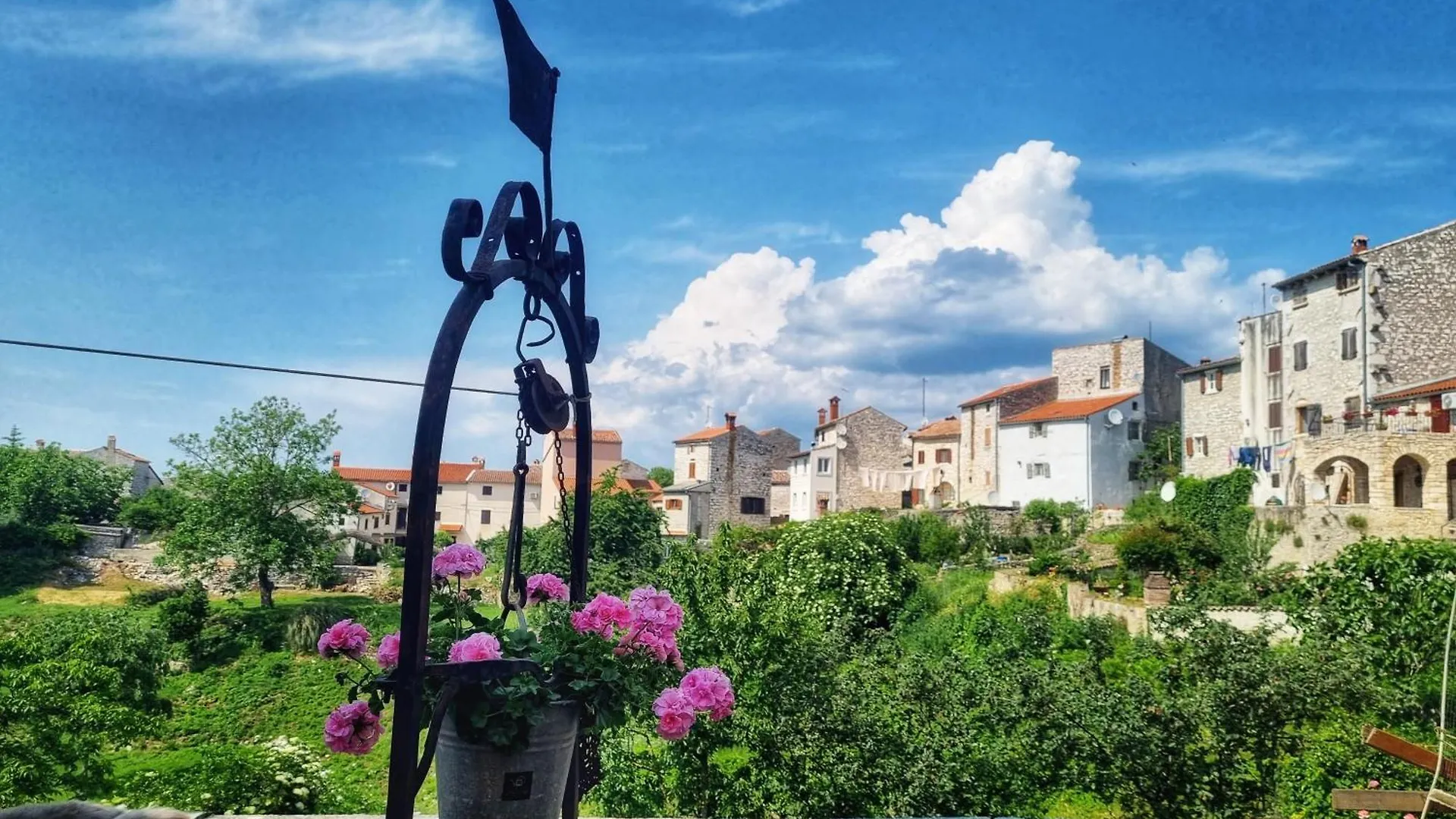 Villa Porta No Bale Bed & Breakfast