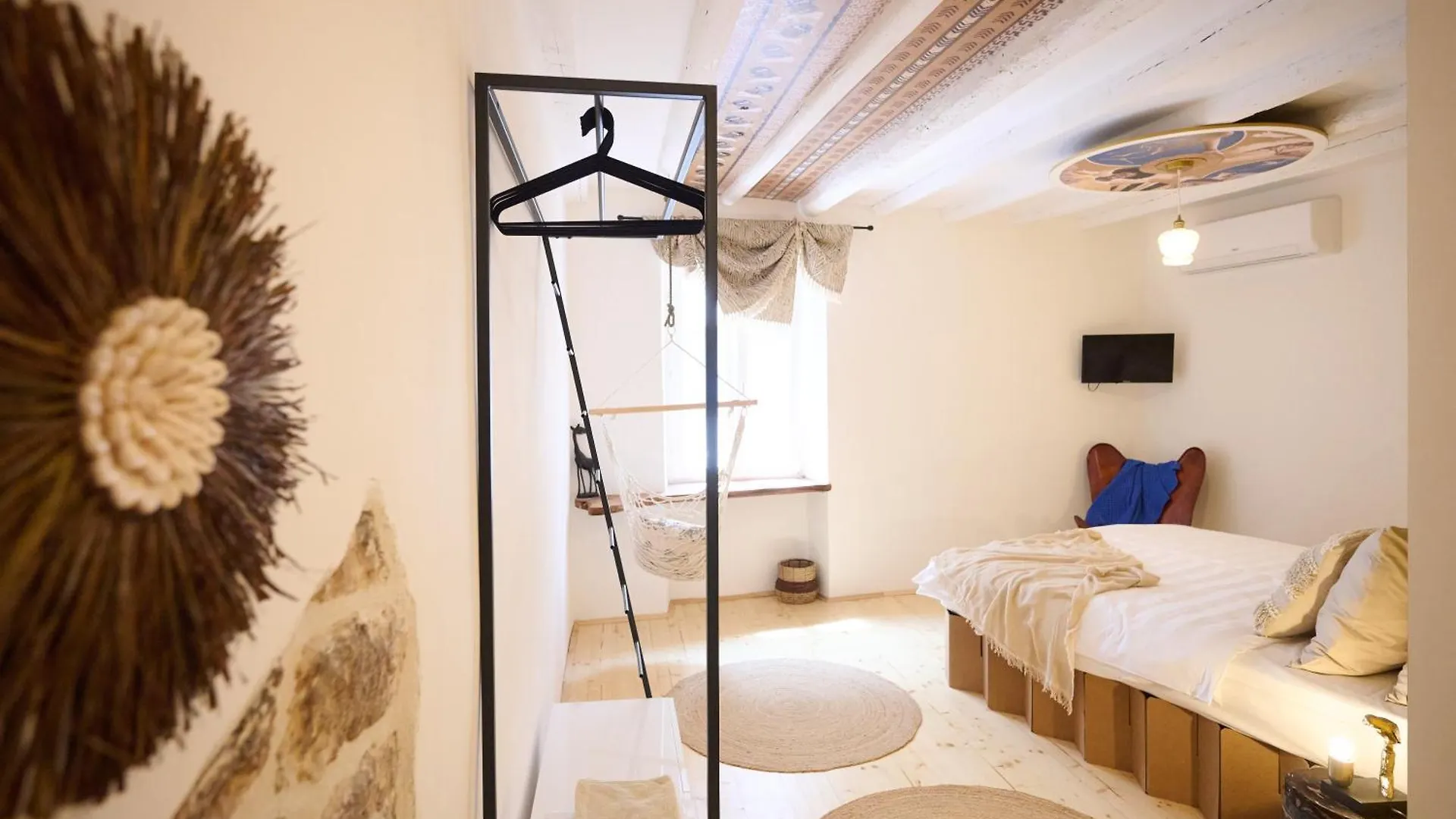 Villa Porta No Bale Bed & Breakfast